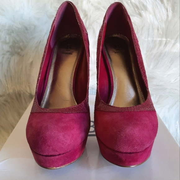 Bakers Platform Heels - Picture 3 of 9